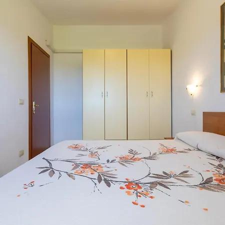 Sea View Isola Rossa 4 بيت للعطل *