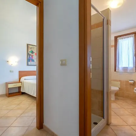Sea View Isola Rossa 4 * Cascabraga