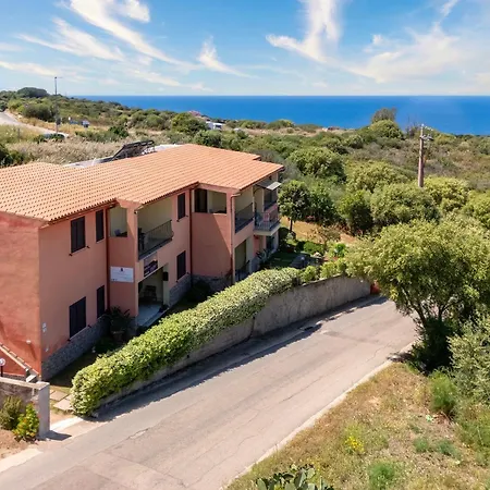 Sea View Isola Rossa 4 * Cascabraga