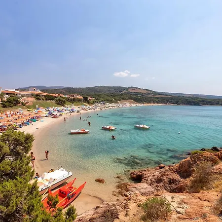 Sea View Isola Rossa 4 بيت للعطل *